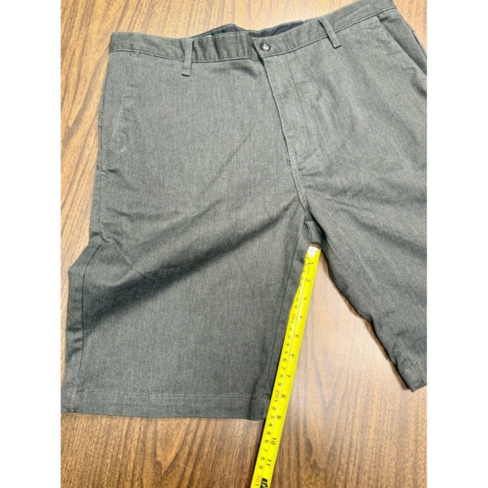 Volcom Men's Dark Gray Flat Front Chino Shorts Size 36 - Picture 5 of 11